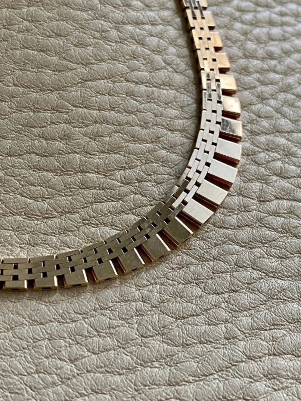 Danish vintage, 14K gold, 16.5 inch length necklace, a substantial 30 grams!